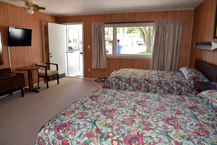 Mount Coolidge Motel Full Deluxe Room
