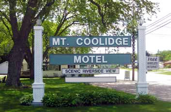 mt coolidge motel sign